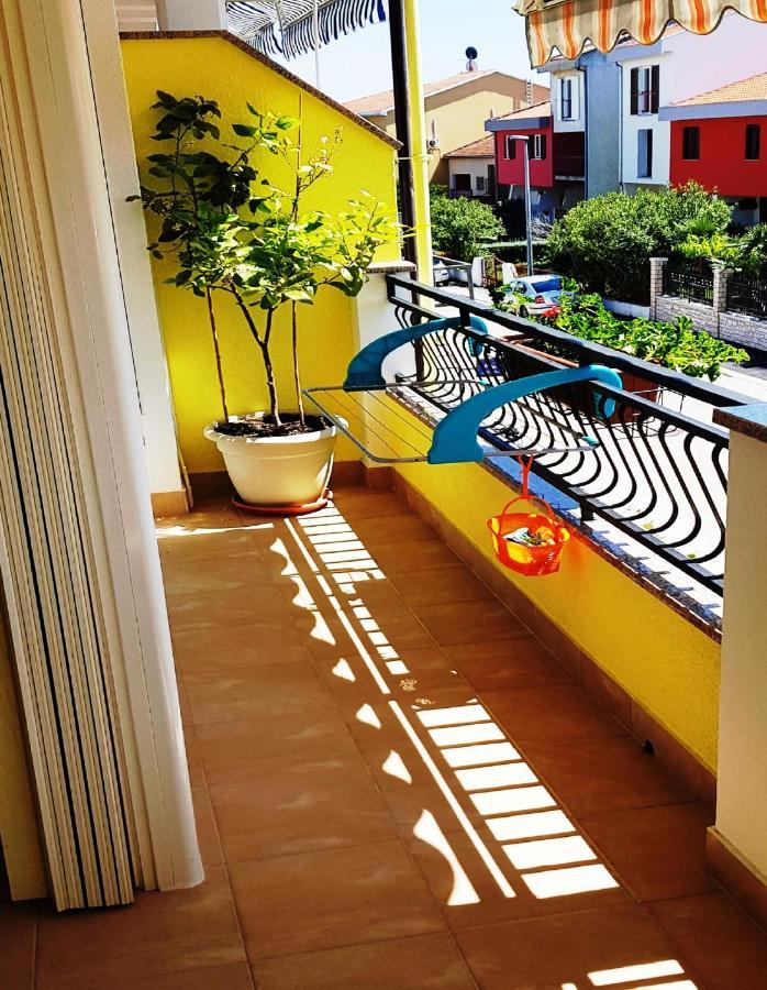 Paradise Beach Apartments 로비니 외부 사진