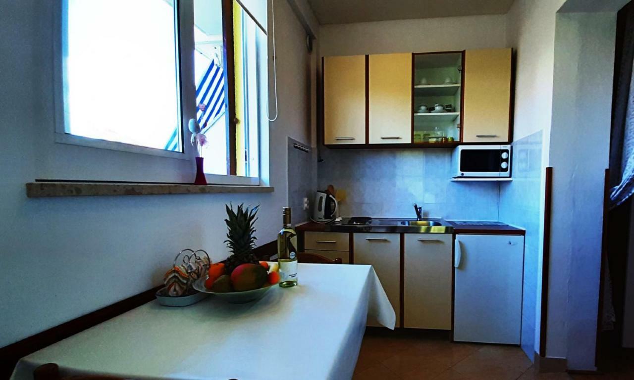 Paradise Beach Apartments 로비니 외부 사진